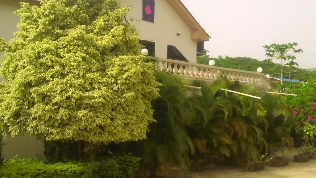Eden Lodge Cape Coast Exterior foto