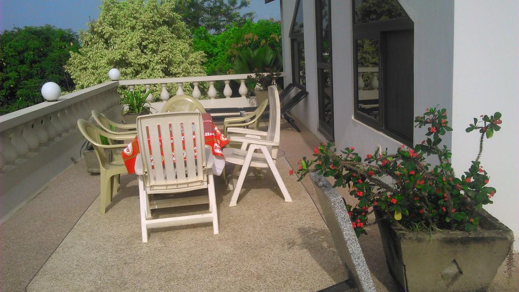 Eden Lodge Cape Coast Exterior foto