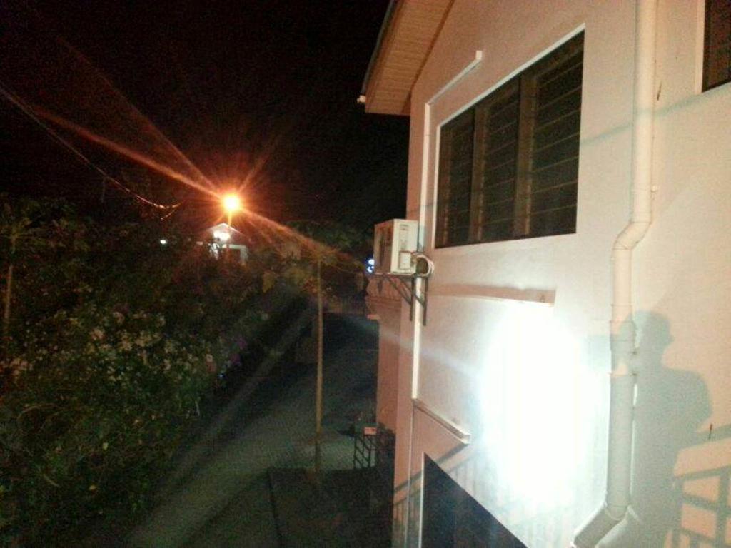 Eden Lodge Cape Coast Exterior foto