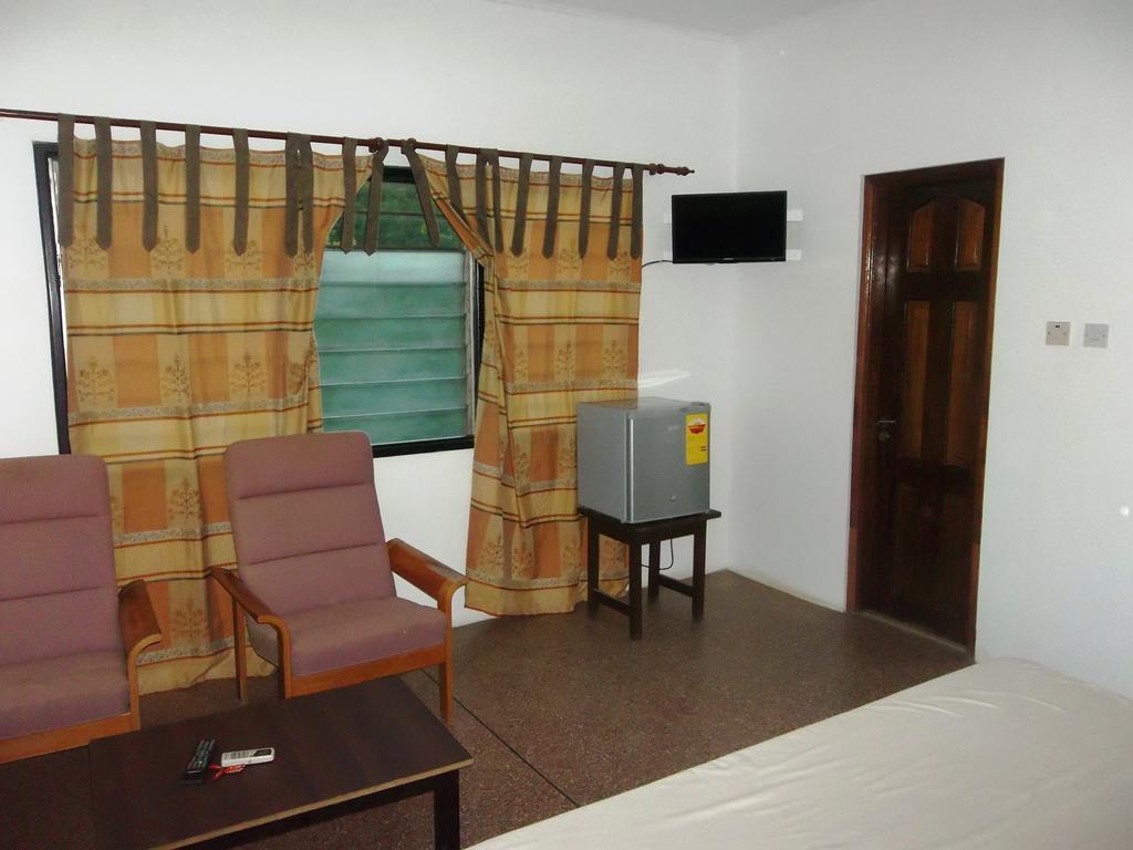 Eden Lodge Cape Coast Exterior foto