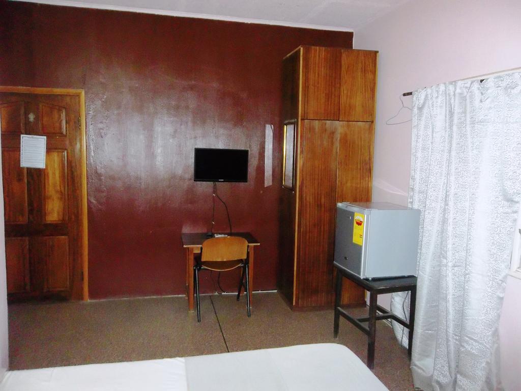 Eden Lodge Cape Coast Exterior foto