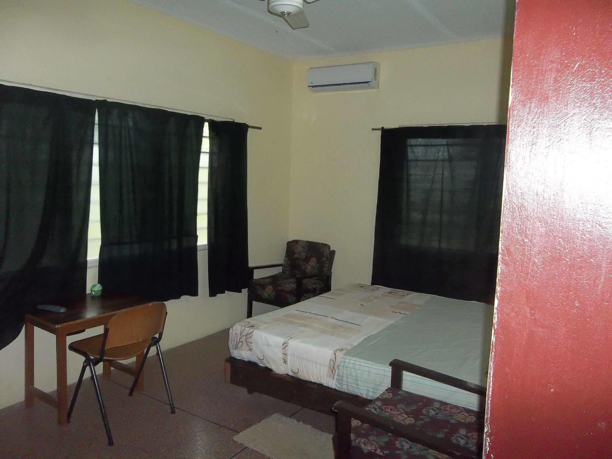 Eden Lodge Cape Coast Exterior foto